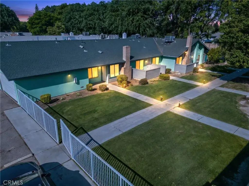 7000 N Half Moon Drive, Bakersfield