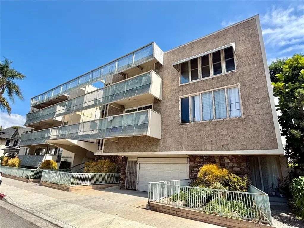 528 Cedar Boulevard 1f, Long Beach