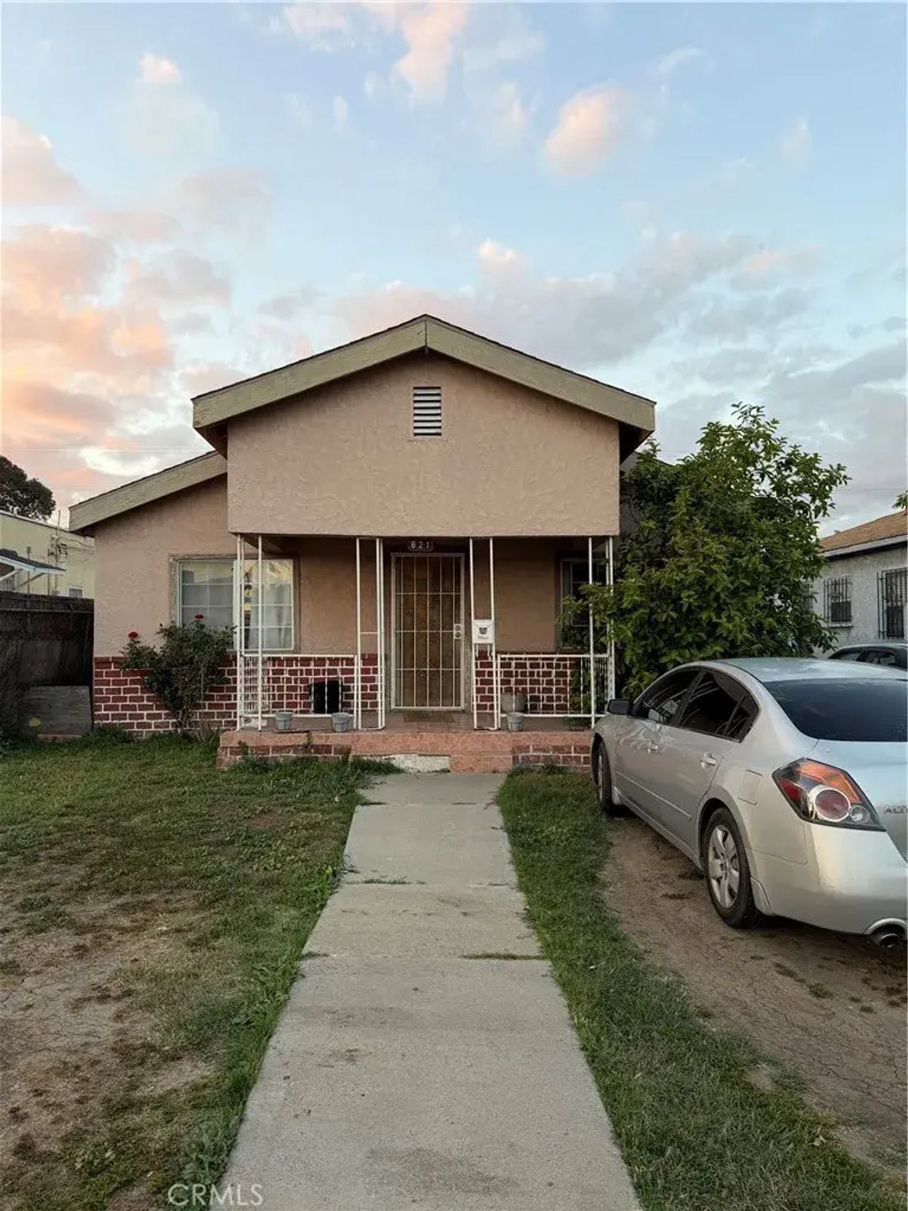 621 W 108th St, Los Angeles