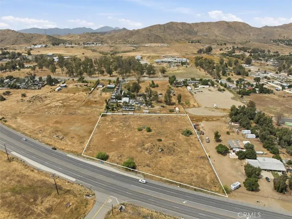 25605 State Highway 74, Perris