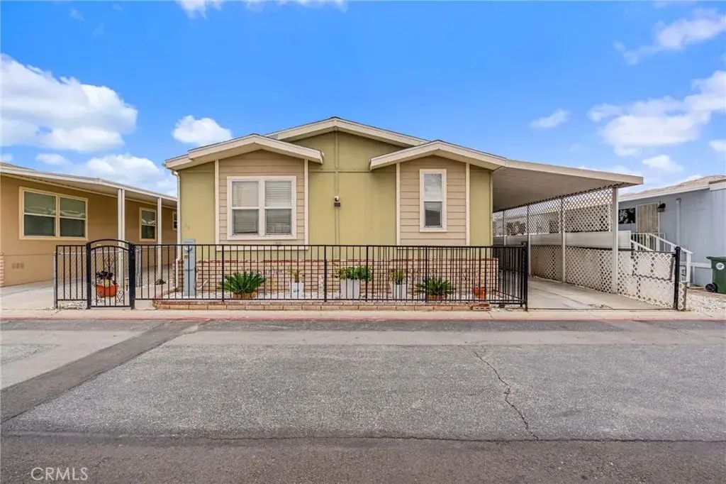 16860 Slover 54, Fontana
