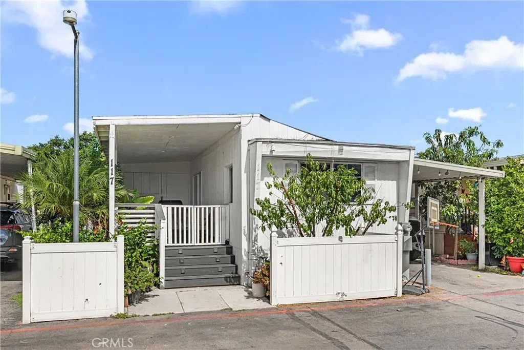 760 E 9th St 117, San Bernardino