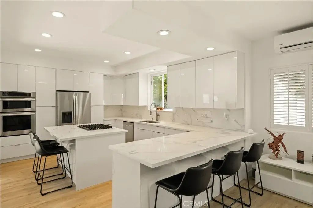 2406 Huntington Lane B, Redondo Beach
