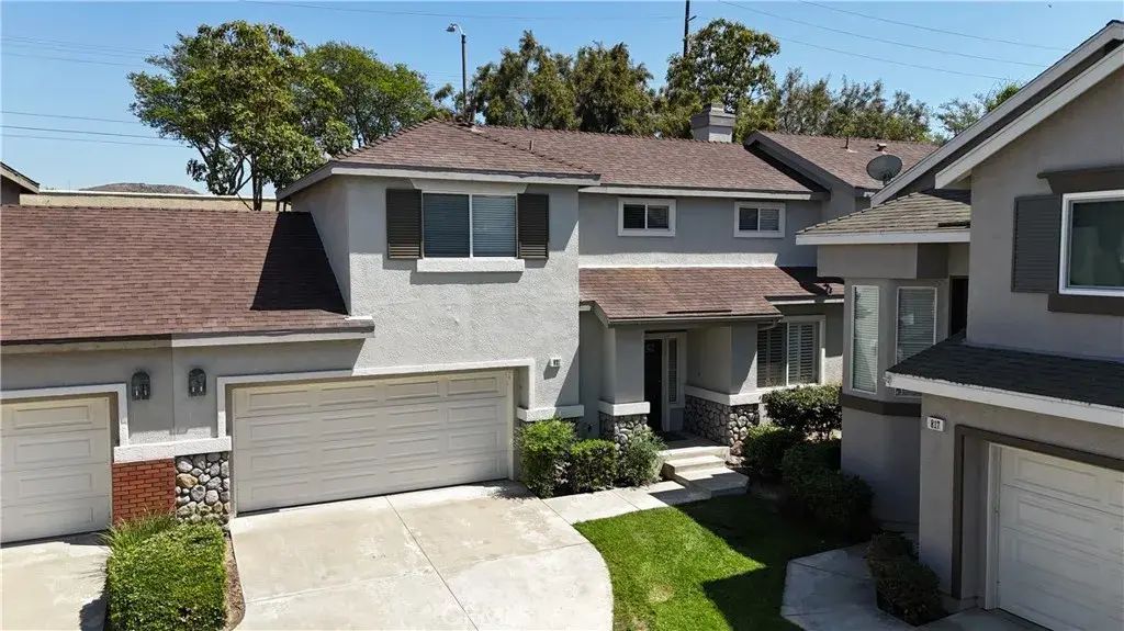 821 N Siavohn, Orange