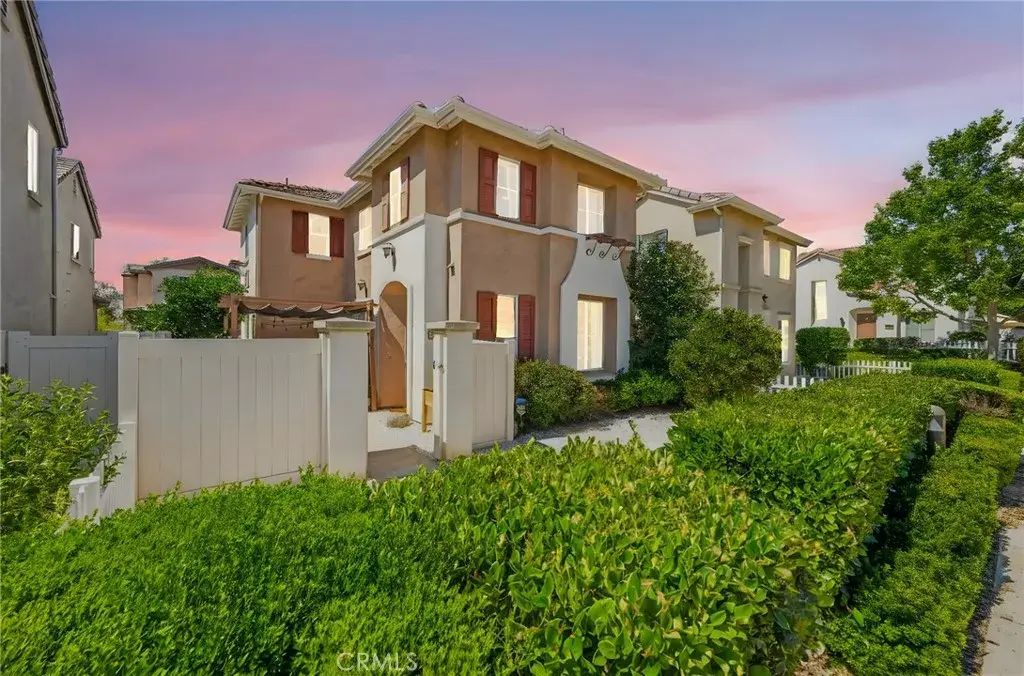 27620 Desert Gold Court, Murrieta
