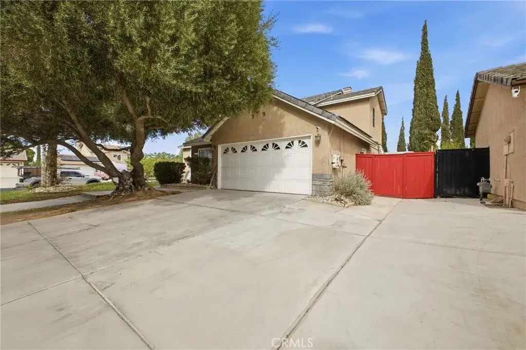 14673 Owens River, Victorville