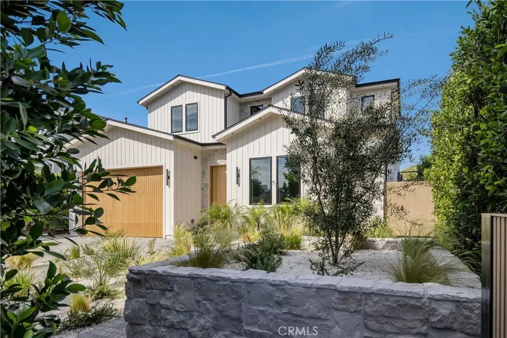 4319 Kraft Avenue, Studio City