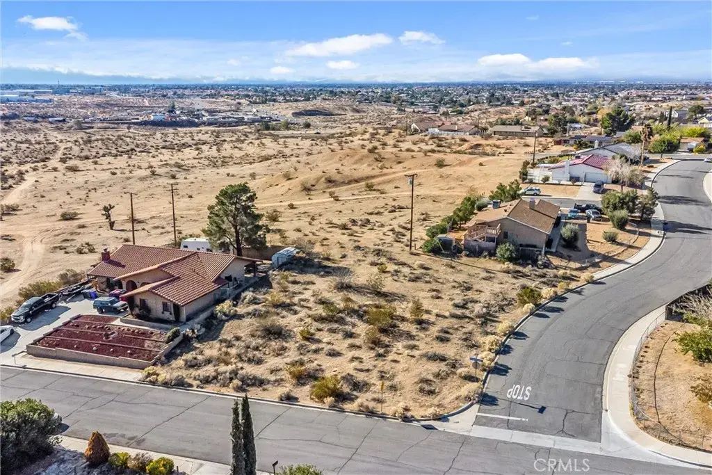 Brentwood Drive, Victorville
