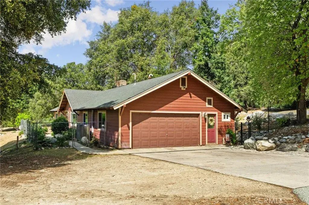 39804 Pine Bench, Yucaipa