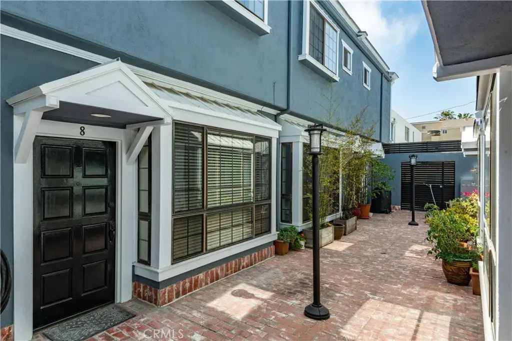 36 Navy Street 8, Venice