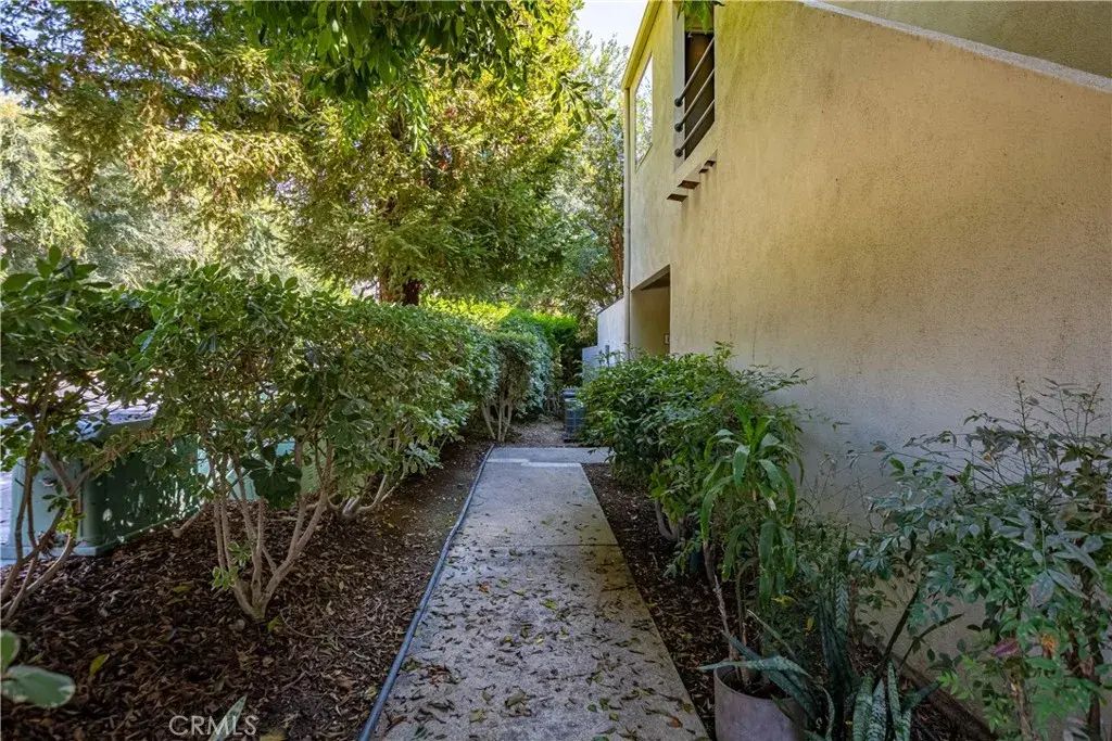 5744 E Creekside Avenue 60, Orange