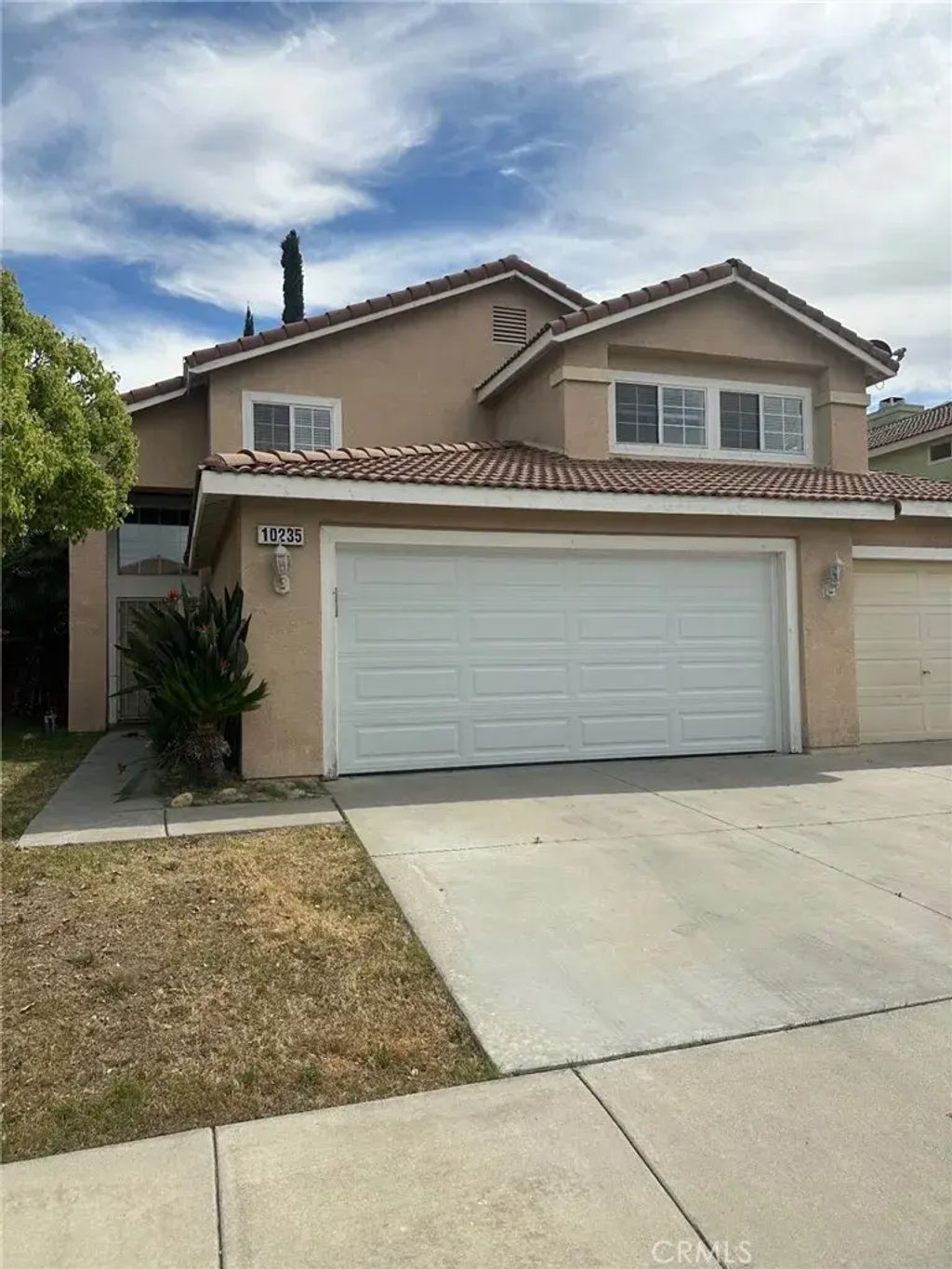 10235 Basalt, Mentone