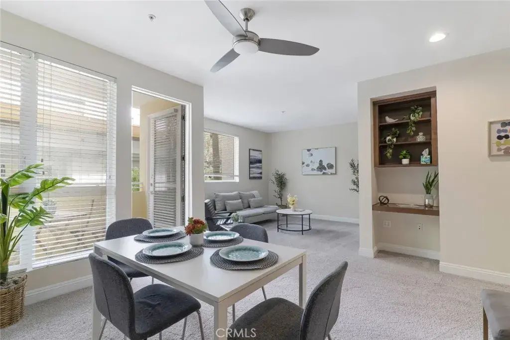 21301 Erwin Street 228, Woodland Hills