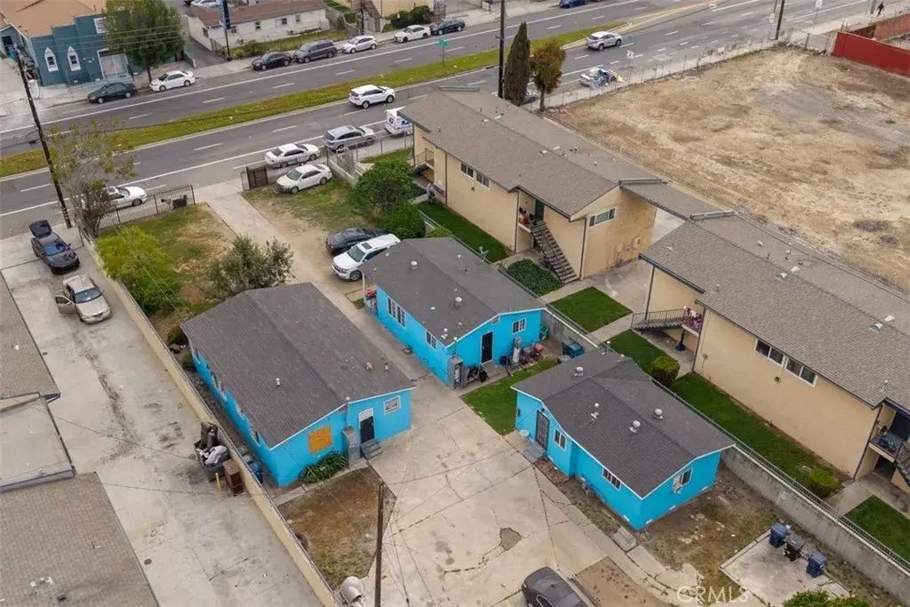 1941 E El Segundo, Compton