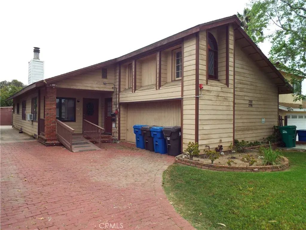 3706 Pine, Long Beach