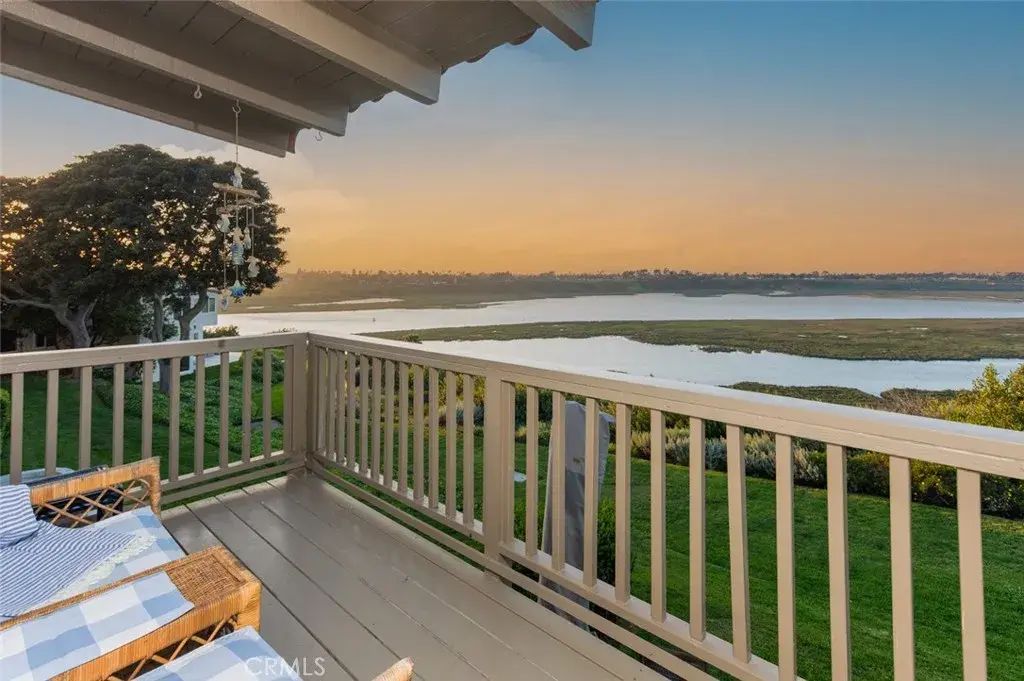 2165 Vista Entrada, Newport Beach