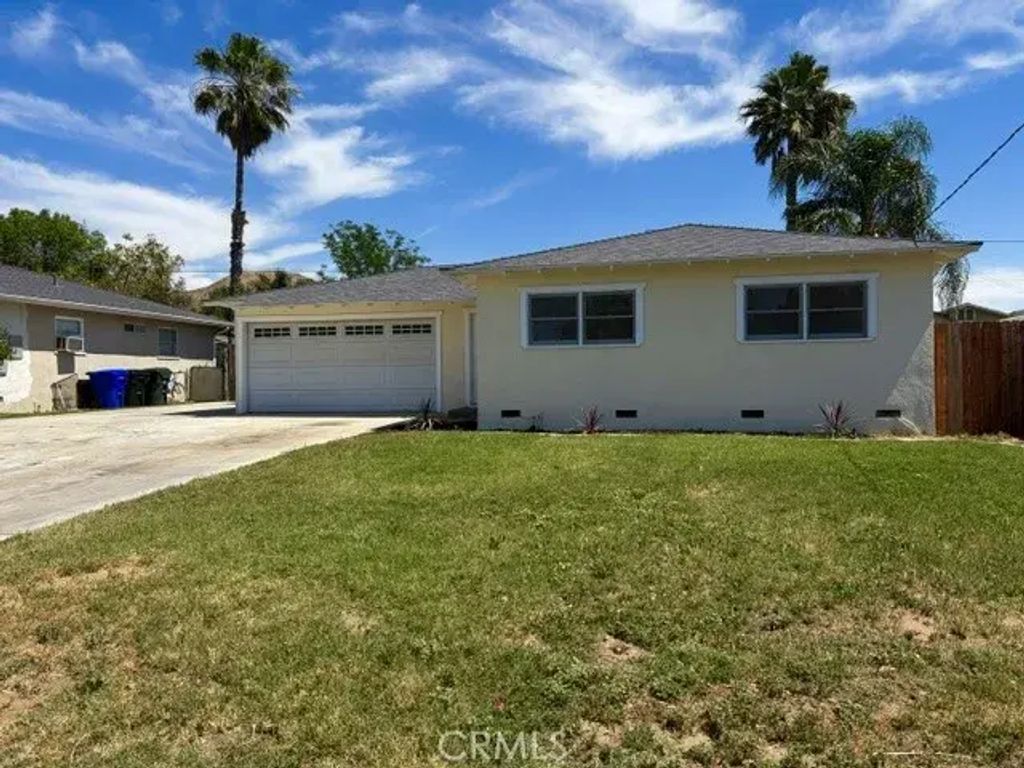 3892 Kenneth, Jurupa Valley