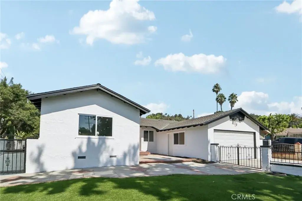 15631 Harvest Street, Granada Hills