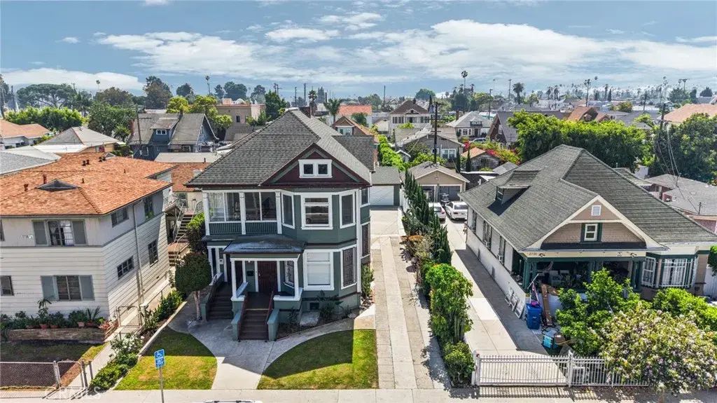 2722 W 15th, Los Angeles