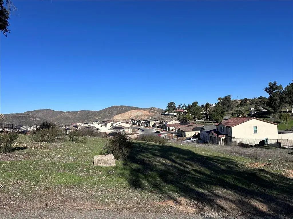 Arnold, Lake Elsinore