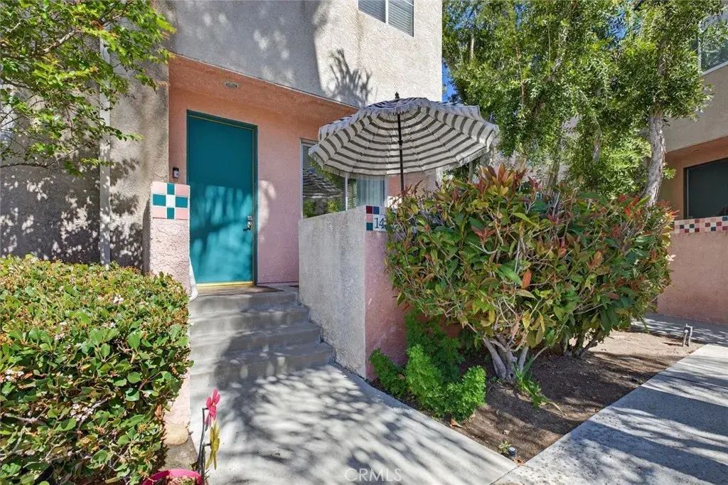 13901 Olive View Lane 14, Sylmar
