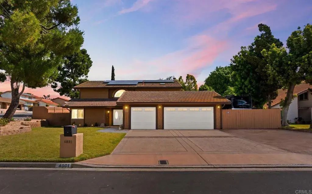 4001 Shadow Rock Court, Bonita