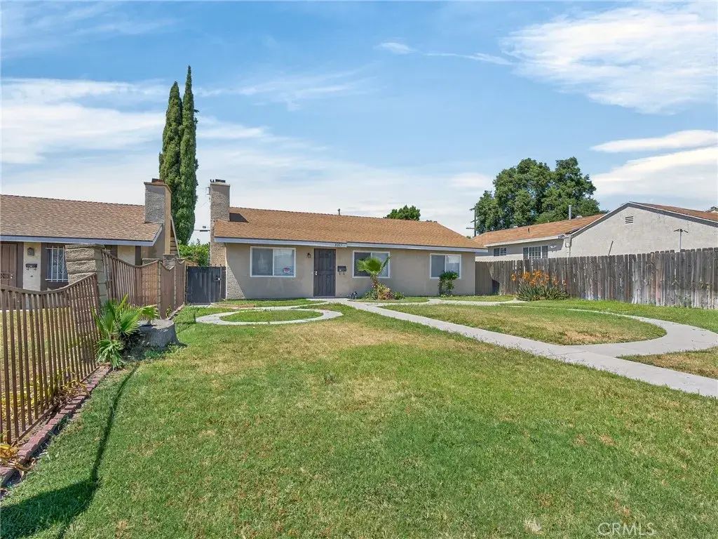 8217 Laurel Canyon Boulevard, North Hollywood