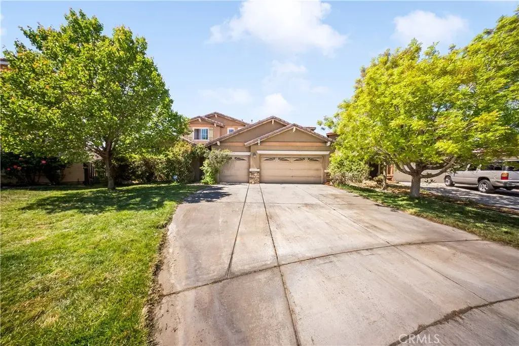 13703 Hidden Mesa Court, Victorville