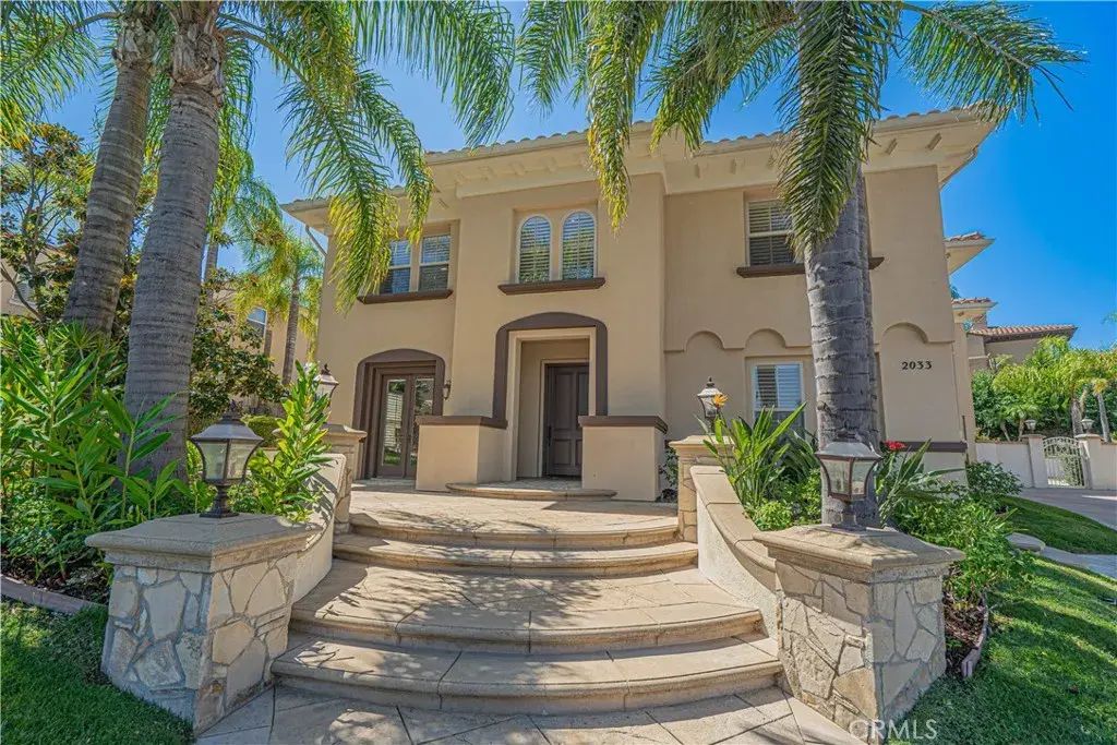 2033 Waterside Circle, Westlake Village