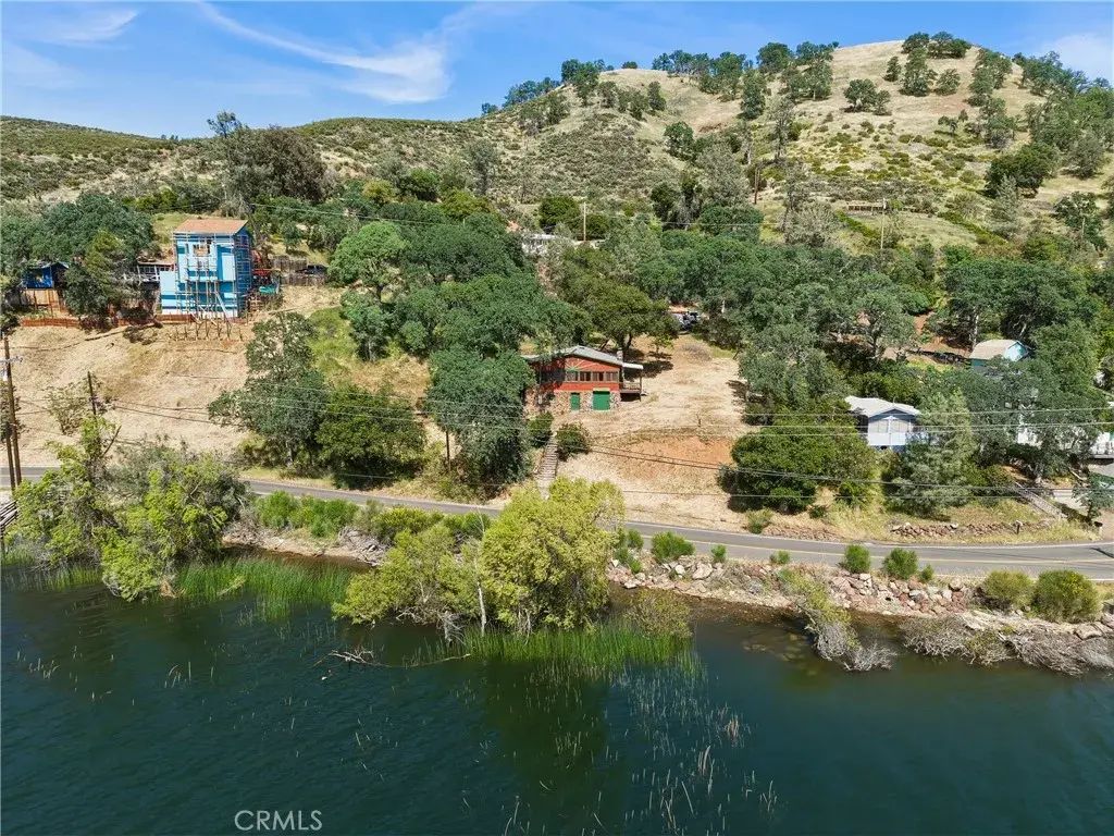 12398 Lakeshore, Clearlake