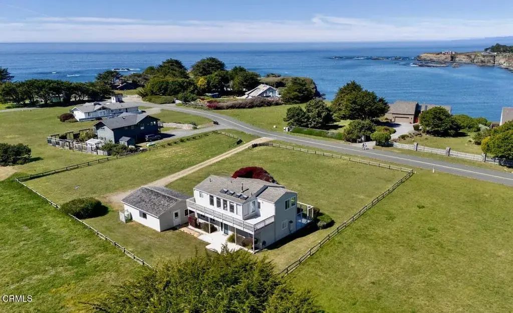 45603 South Caspar Drive, Mendocino