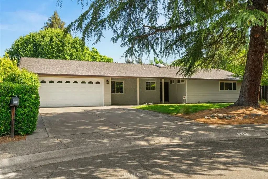 744 Kings Canyon, Chico