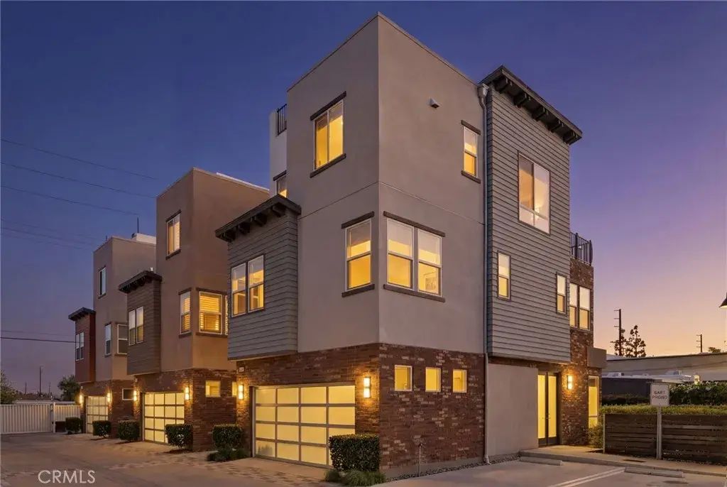783 Wonder Lane, Costa Mesa