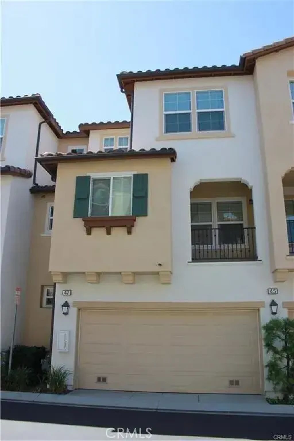 47 Flowerbud, Irvine