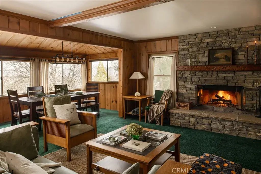 29196 Lake Brook Avenue, Cedar Glen