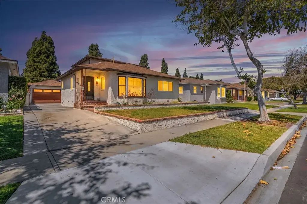 5635 Dunrobin, Lakewood