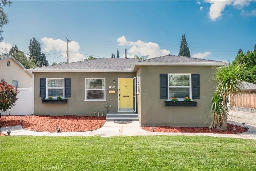 4290 Oakwood Place, Riverside