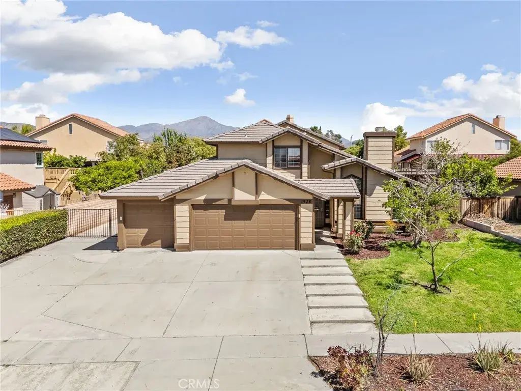 1926 Alta, Redlands