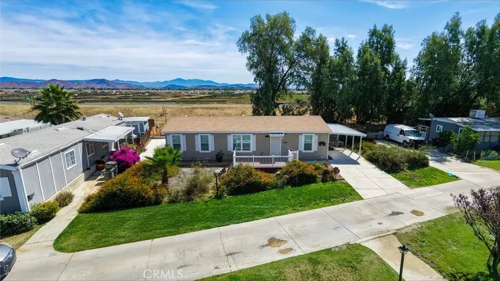5800 Hamner Ave 360, Eastvale
