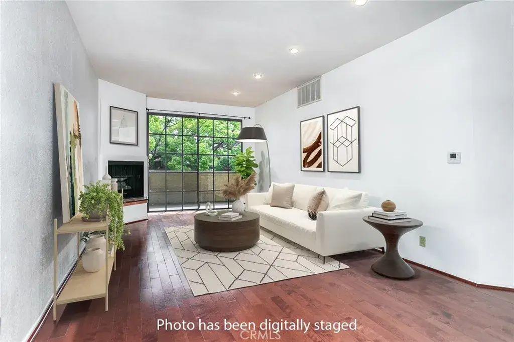 221 S Oak Knoll Avenue 202, Pasadena