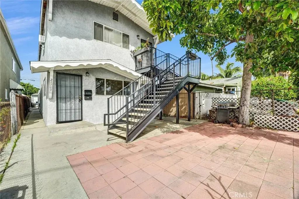 21109 S Santa Fe Ave, Carson