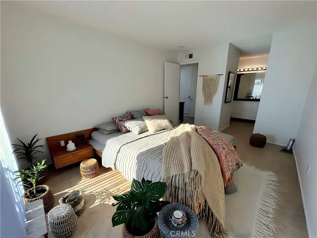 51049 Eisenhower 7, La Quinta