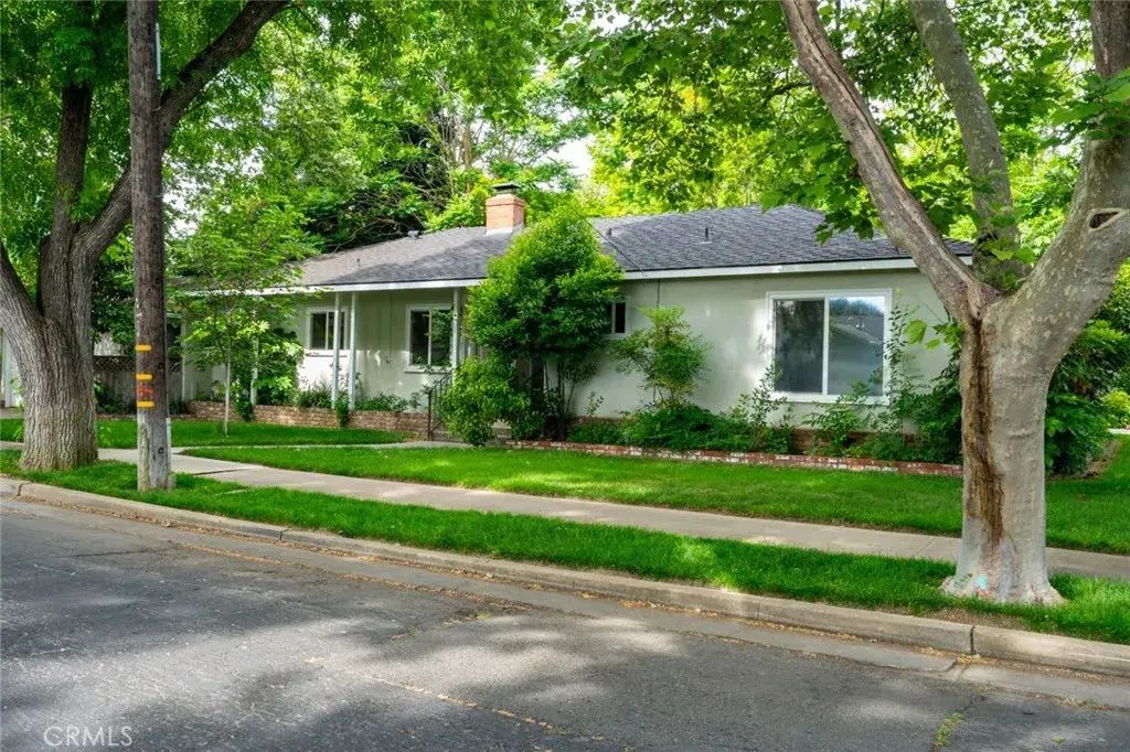 2669 6th, Merced