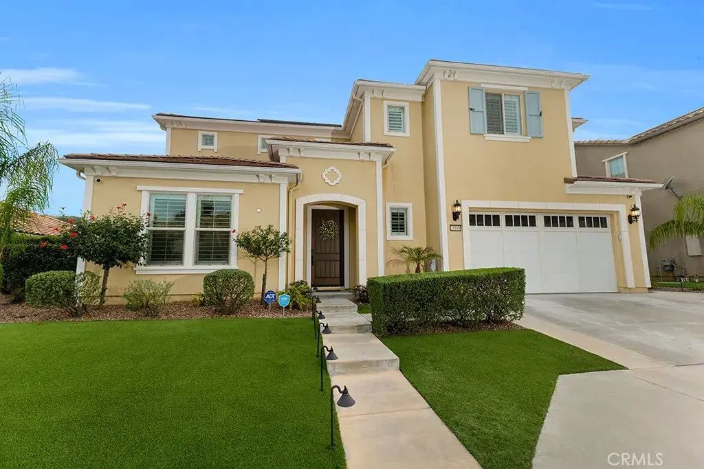 24008 Schoenborn Street, West Hills