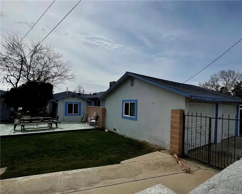 2117 Bedford Way, Bakersfield