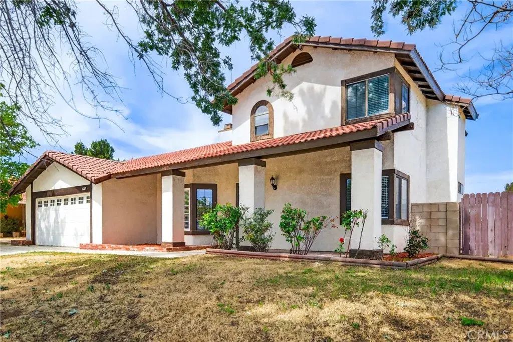 1617 La Palma, Palmdale