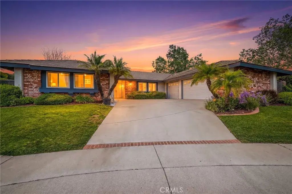 273 E Blue Mountain, Claremont