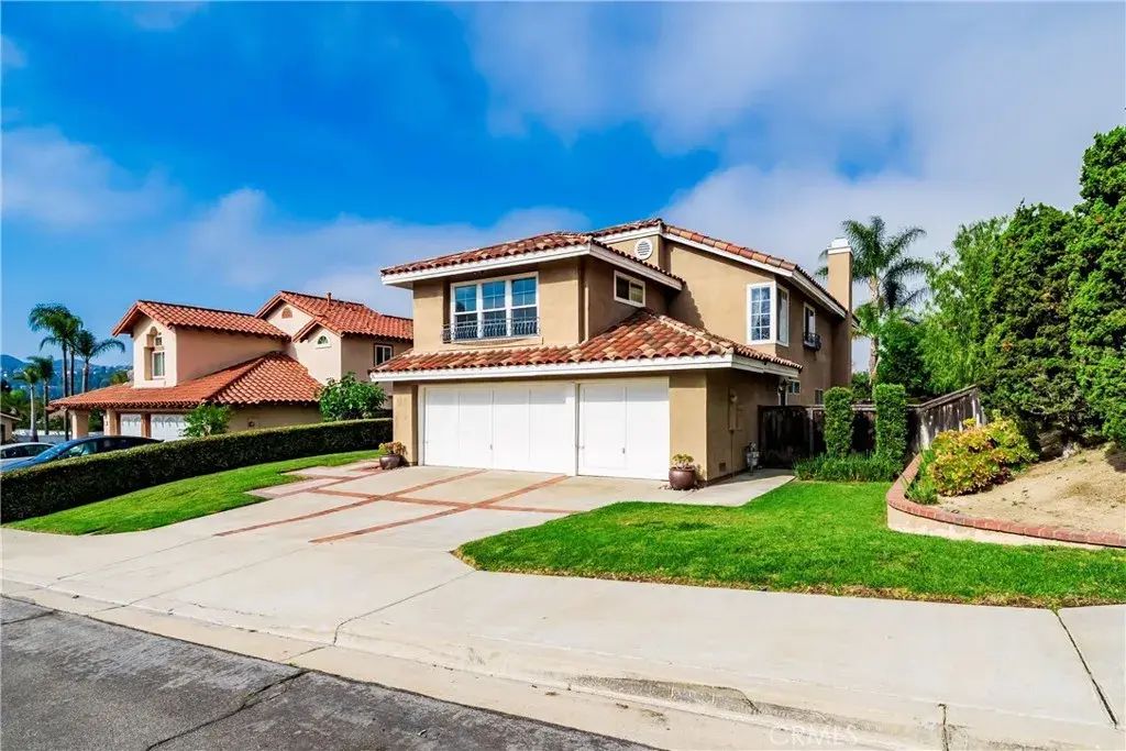 5585 Camino Dorado, Yorba Linda