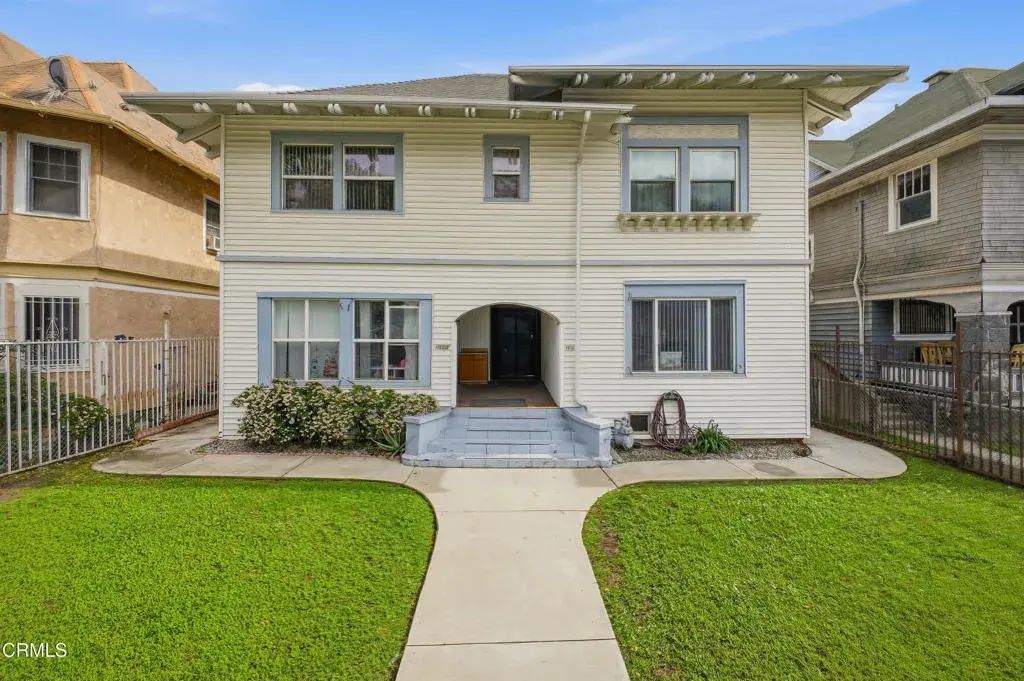 1032 S Westlake Avenue, Los Angeles