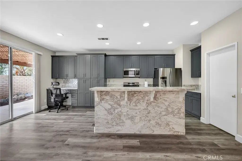 32965 Kevin, Lake Elsinore